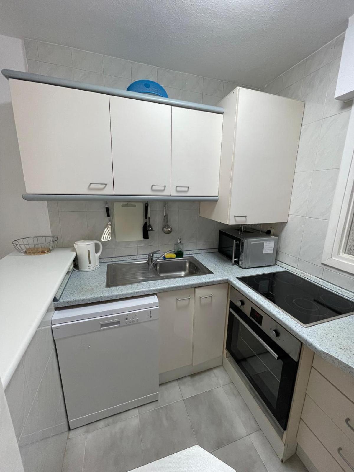 Villa Mare - 2 Beds With Balcony, Patio And Pool And Direct Park Access Μούρθια Εξωτερικό φωτογραφία