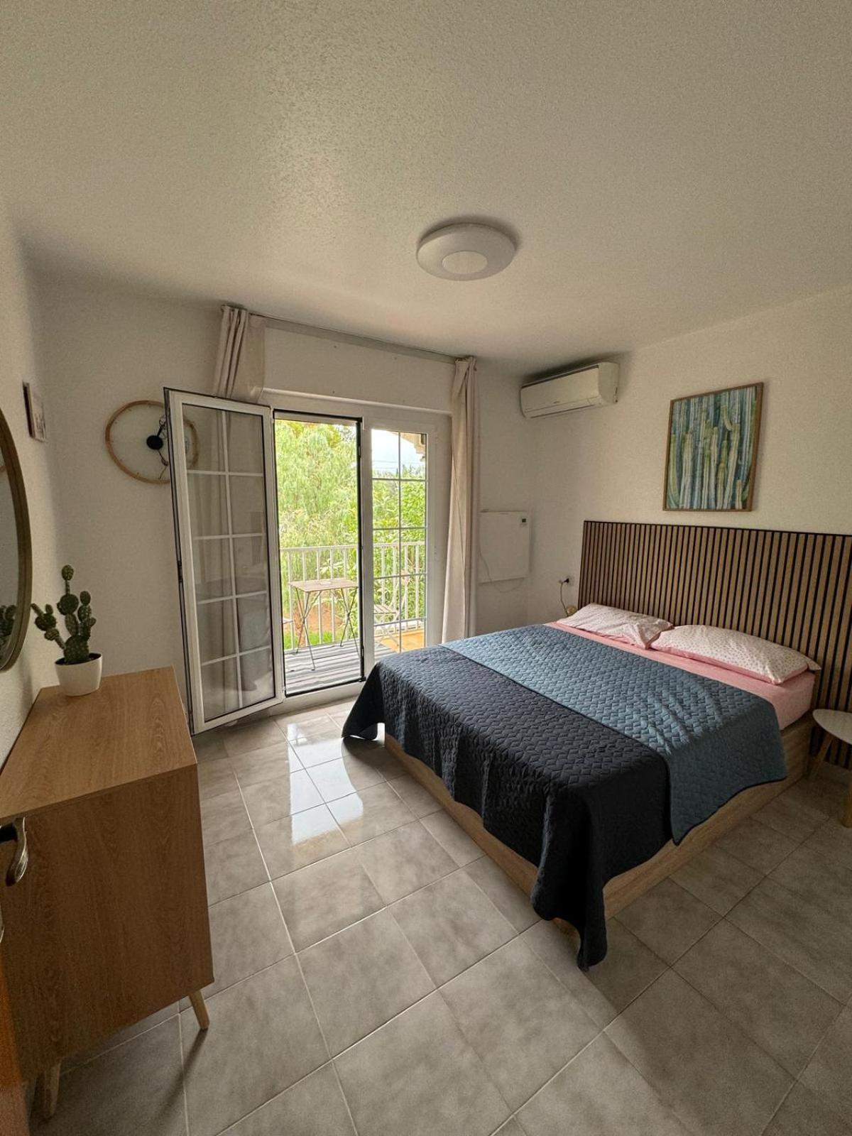 Villa Mare - 2 Beds With Balcony, Patio And Pool And Direct Park Access Μούρθια Εξωτερικό φωτογραφία